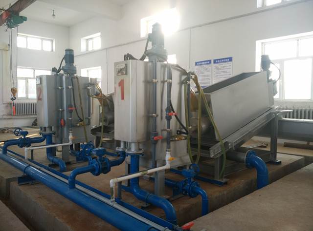 �����C(j��)